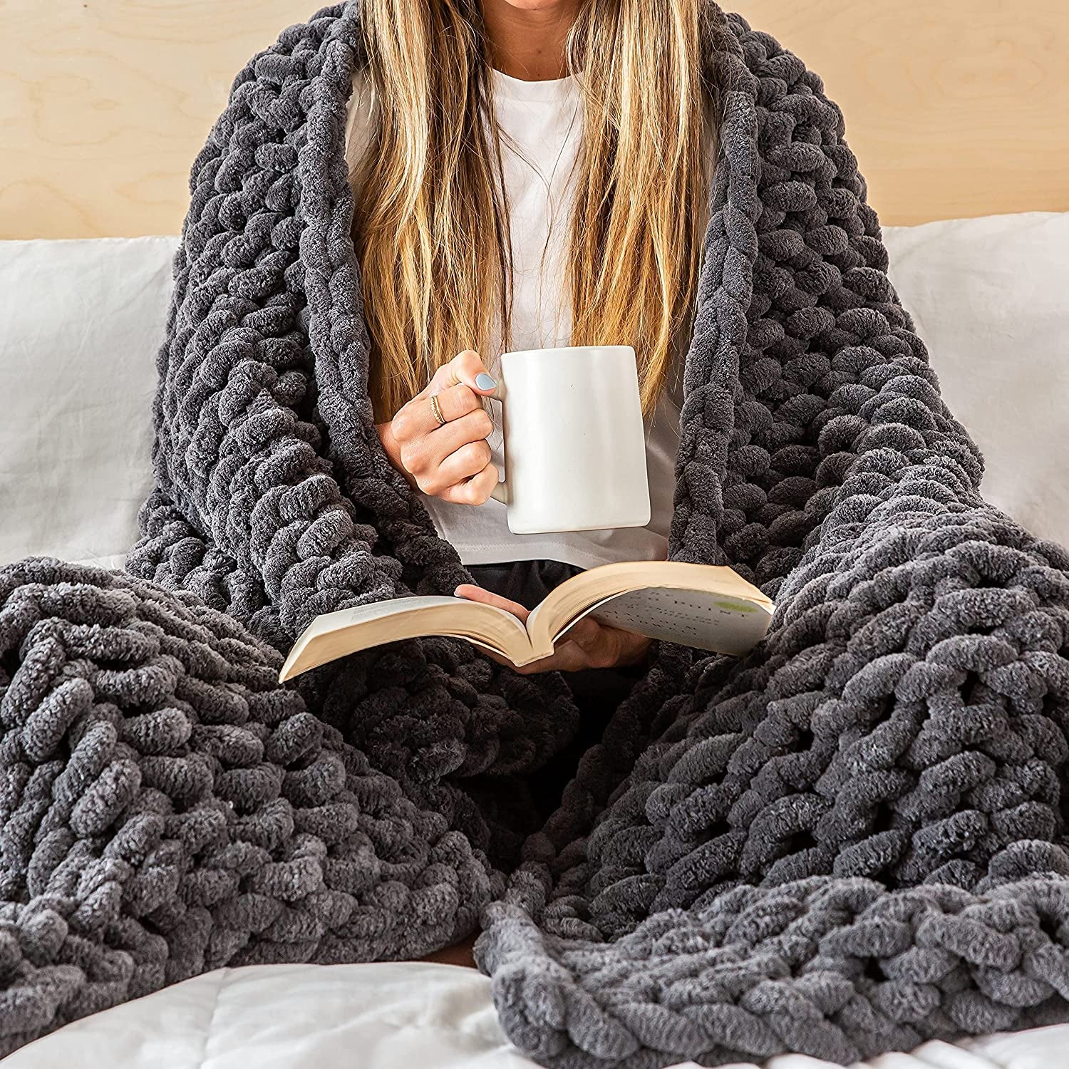 Grey Large Chunky Knit Blanket Throw 50X70; Knitted Throw Blankets for Boho Decor,Large Knit Blanket Chunky Yarn;Thick Knitted Blanket Chunky;Thick Cable Knit Throw for Couch/King Bed